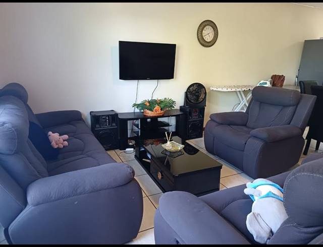 2 BEDROOM APARTMENT FOR SALE IN HOWICK CENTRAL